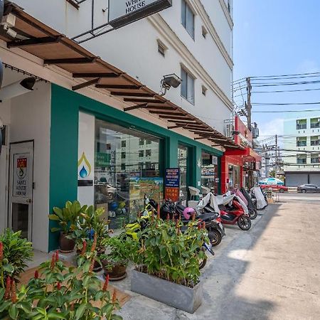 Отель Santi White House Patong Экстерьер фото
